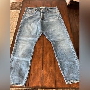 Levi’s premium wedgie straight size 32Wx30L like new condition